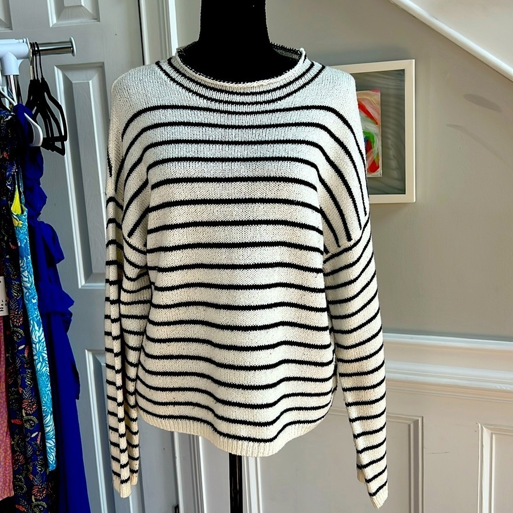 LUMIERE - STRIPED SWEATER - SIZE M